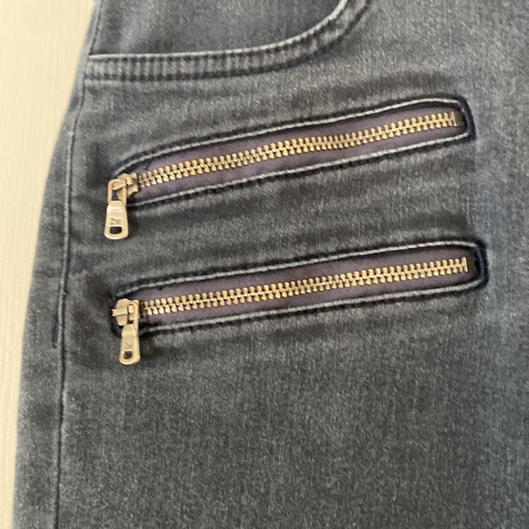 Zara low rise, biker style Jean - Picture 2 of 7